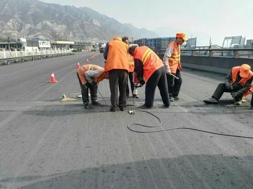 德保道路桥梁病害治理